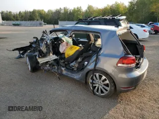 2013 Volkswagen Golf z VIN WVWDA7AJ9DW134006, wystawiony jako Copart lot #71238044 z przebiegiem Nie podano mil oraz Nie do naprawy • Non repairable. Historia ofert i sprzedaży dostępna na DreamBid. Obrazek 2.