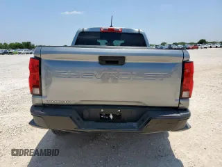 2023 Chevrolet Colorado 2WD Work Truck z VIN 1GCGSBEC6P1172884, wystawiony jako Copart lot #58894435 z przebiegiem 13 221 mil mil oraz Czysty tytuł • Clean title. Historia ofert i sprzedaży dostępna na DreamBid. Obrazek 6.