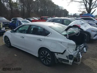2018 Nissan Altima 2.5 SL with VIN 1N4AL3AP6JC184830, listed as a IAAI auction lot 41330554 with 93,955 mi miles. Bid and sale history available at carsss.com. Image 14.