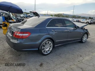 2012 Mercedes-Benz E 350 Luxury с VIN WDDHF5KB7CA630468, выставлен на аукционе Copart как лот 59921575 с пробегом 122 425 миль миль и Списание • Salvage title. История ставок и продаж доступна на DreamBid. Изображение 3.