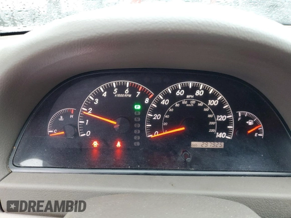 2005 Toyota Camry STD z VIN 4T1BE32K55U629355, wystawiony jako Copart lot #82282494 z przebiegiem 297 925 mil mil oraz Czysty tytuł • Clean title. Historia ofert i sprzedaży dostępna na DreamBid. Obrazek 9.