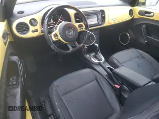2013 Volkswagen Beetle 50s Edition with VIN 3VW5P7AT7DM828338, listed as a Copart auction lot 88228725 with 106,171 mi miles and Salvage title. Bid and sale history available at DreamBid. Image 8.