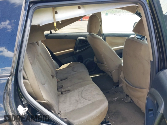 2011 Toyota RAV4 with VIN 2T3BF4DV5BW098476, listed as a IAAI auction lot 42028498 with 161,584 mi miles. Bid and sale history available at carsss.com. Image 8.