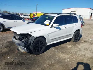 2014 Mercedes-Benz GLK 250 with VIN WDCGG0EB5EG316507, listed as a IAAI auction lot 41341696 with 117,885 mi miles and . Bid and sale history available at carsss.com. Image 2.