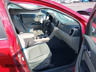 2017 Kia Sportage EX with VIN KNDPN3AC1H7265751, listed as a IAAI auction lot 40737806 with 125,863 mi miles. Bid and sale history available at carsss.com. Image 5.