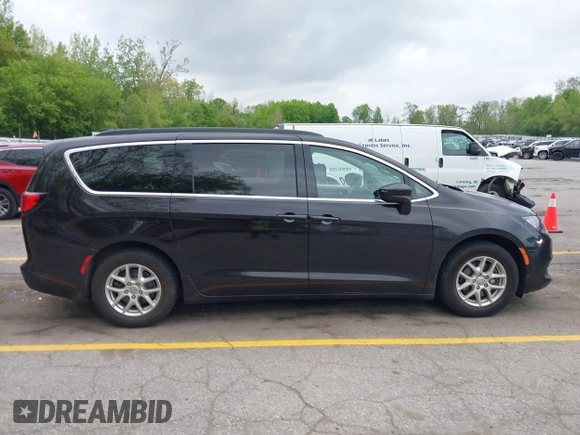 2017 Chrysler Pacifica Touring with VIN 2C4RC1DG9HR620973, listed as a IAAI auction lot 42250448 with 108,863 mi miles and . Bid and sale history available at DreamBid. Image 13.