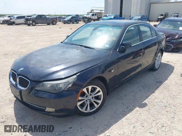 2009 BMW 5 Series 535i xDrive z VIN WBANV93519C133586, wystawiony jako IAAI lot #42377442 z przebiegiem 210 243 mil mil oraz . Historia ofert i sprzedaży dostępna na DreamBid. Obrazek 2.