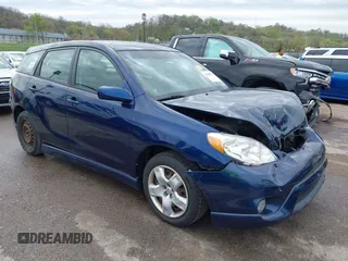 2006 Toyota Matrix STD z VIN 2T1KR32E66C582399, wystawiony jako IAAI lot #42000527 z przebiegiem 180 893 mil mil oraz . Historia ofert i sprzedaży dostępna na DreamBid. Obrazek 1.