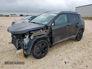 2018 Jeep Compass Altitude с VIN 3C4NJCBBXJT438483, выставлен на аукционе Copart как лот 56781665 с пробегом 67 255 миль миль и Списание • Salvage title. История ставок и продаж доступна на DreamBid. Изображение 1.