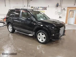 2005 Saturn VUE with VIN 5GZCZ63425S862215, listed as a IAAI auction lot 41810175 with 159,577 mi miles. Bid and sale history available at carsss.com. Image 1.