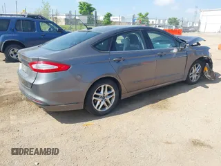 2013 Ford Fusion SE with VIN 3FA6P0H70DR190921, listed as a IAAI auction lot 42258039 with Not provided miles and . Bid and sale history available at DreamBid. Image 4.