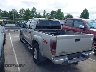 2005 Chevrolet Colorado 1SE LS Z71 z VIN 1GCDS136X58150661, wystawiony jako IAAI lot #42381181 z przebiegiem 246 262 mil mil oraz . Historia ofert i sprzedaży dostępna na DreamBid. Obrazek 3.