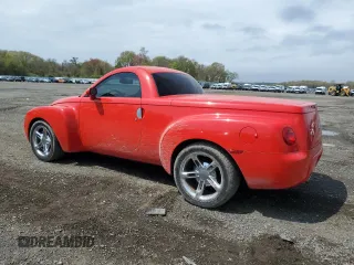 2004 Chevrolet SSR LS with VIN 1GCES14P84B112049, listed as a Copart auction lot 55442735 with 120,761 mi miles and Clean Title. Bid and sale history available at DreamBid. Image 2.