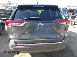 2022 Toyota RAV4 Hybrid XLE with VIN 4T3RWRFV6NU061336, listed as a IAAI auction lot 42518747 with 47,653 mi miles and . Bid and sale history available at DreamBid. Image 16.