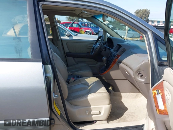 2000 Lexus RX 300 with VIN JT6GF10U0Y0055671, listed as a IAAI auction lot 41589845 with 214,320 mi miles and . Bid and sale history available at DreamBid. Image 5.