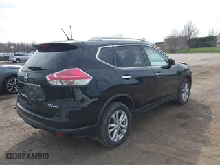 2016 Nissan Rogue S with VIN KNMAT2MV0GP710160, listed as a IAAI auction lot 42026668 with 172,517 mi miles. Bid and sale history available at carsss.com. Image 4.