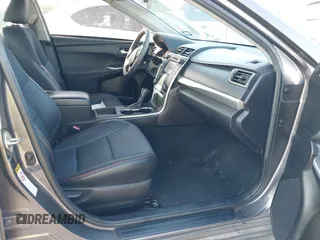 2015 Toyota Camry XLE z VIN 4T1BF1FK7FU880178, wystawiony jako IAAI lot #42537785 z przebiegiem 109 720 mil mil oraz . Historia ofert i sprzedaży dostępna na DreamBid. Obrazek 5.