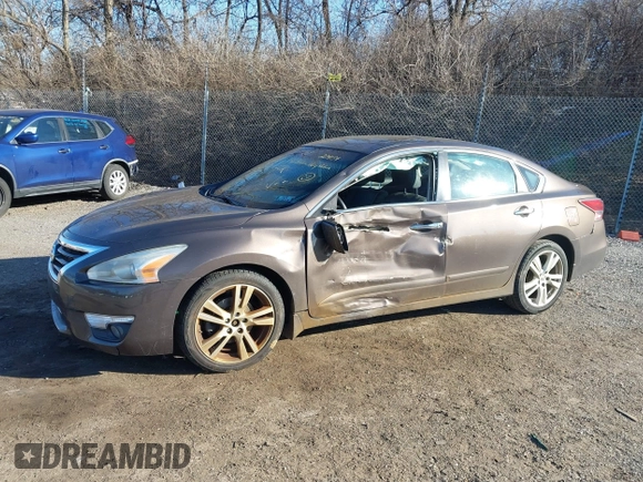 2015 Nissan Altima SL z VIN 1N4BL3AP6FC204134, wystawiony jako IAAI lot #41752752 z przebiegiem 138 754 mil mil oraz . Historia ofert i sprzedaży dostępna na DreamBid. Obrazek 6.