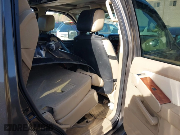 2007 Ford Explorer Eddie Bauer z VIN 1FMEU74E87UA98220, wystawiony jako IAAI lot #42138420 z przebiegiem 225 124 mil mil oraz . Historia ofert i sprzedaży dostępna na DreamBid. Obrazek 8.