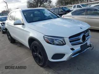 2019 Mercedes-Benz GLC with VIN WDC0G4KB0KV154015, listed as a IAAI auction lot 41049218 with 38,473 mi miles. Bid and sale history available at carsss.com. Image 1.
