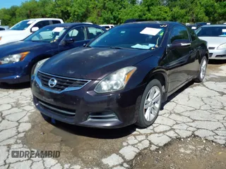 2012 Nissan Altima 2.5 S with VIN 1N4AL2EP1CC201833, listed as a IAAI auction lot 42108222 with 160,107 mi miles. Bid and sale history available at carsss.com. Image 2.