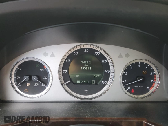 2011 Mercedes-Benz GLK 350 with VIN WDCGG5GB8BF684174, listed as a Copart auction lot 66382094 with 195,991 mi miles and Salvage Title. Bid and sale history available at DreamBid. Image 9.