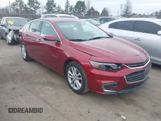 2018 Chevrolet Malibu LT z VIN 1G1ZD5ST3JF138526, wystawiony jako IAAI lot #41461263 z przebiegiem 121 113 mil mil oraz . Historia ofert i sprzedaży dostępna na DreamBid. Obrazek 1.