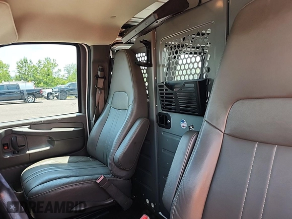 2015 Chevrolet Express Cargo with VIN 1GCWGFCF0F1248728, listed as a IAAI auction lot 42561489 with 263,640 mi miles and . Bid and sale history available at DreamBid. Image 11.