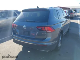 2019 Volkswagen Tiguan SEL Premium with VIN 3VV4B7AX6KM086321, listed as a IAAI auction lot 41121116 with 77,646 mi miles. Bid and sale history available at carsss.com. Image 16.