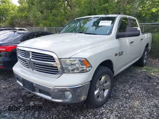 2016 Ram 1500 Lone Star z VIN 3C6RR6LT4GG300840, wystawiony jako IAAI lot #42456323 z przebiegiem 284 933 mil mil oraz . Historia ofert i sprzedaży dostępna na DreamBid. Obrazek 17.