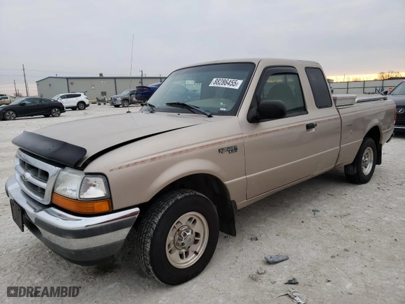 1998 Ford Ranger XL with VIN 1FTYR14U0WTA32272, listed as a Copart auction lot 88286455 with 276,912 mi miles and Clean Title. Bid and sale history available at carsss.com. Image 1.