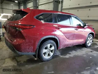 2021 Toyota Highlander L with VIN 5TDBZRBH5MS061885, listed as a Copart auction lot 45164335 with 98,146 mi miles and Salvage Title. Bid and sale history available at carsss.com. Image 3.