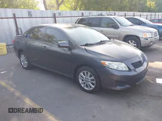 2009 Toyota Corolla z VIN 1NXBU40E69Z029472, wystawiony jako IAAI lot #42570944 z przebiegiem Nie podano mil oraz . Historia ofert i sprzedaży dostępna na DreamBid. Obrazek 1.