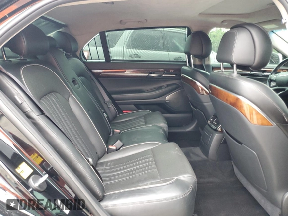 2017 Genesis G90 Premium z VIN KMHG34JA8HU025071, wystawiony jako Copart lot #62112804 z przebiegiem 70 885 mil mil oraz Szkoda całkowita • Salvage title. Historia ofert i sprzedaży dostępna na DreamBid. Obrazek 10.