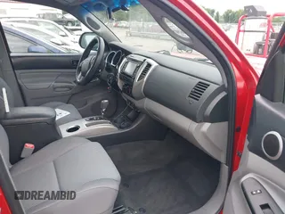 2015 Toyota Tacoma с VIN 3TMLU4EN3FM197975, выставлен на аукционе IAAI как лот 42329957 с пробегом 97 887 миль миль и . История ставок и продаж доступна на DreamBid. Изображение 5.