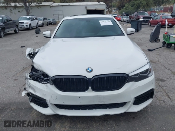 2018 BMW 5 Series 530i z VIN WBAJA5C54JG898565, wystawiony jako IAAI lot #41745230 z przebiegiem 123 776 mil mil oraz . Historia ofert i sprzedaży dostępna na DreamBid. Obrazek 12.