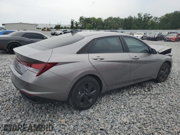 2023 Hyundai Elantra SEL z VIN KMHLM4AG2PU627835, wystawiony jako Copart lot #57685055 z przebiegiem 26 346 mil mil oraz Czysty tytuł • Clean title. Historia ofert i sprzedaży dostępna na DreamBid. Obrazek 3.