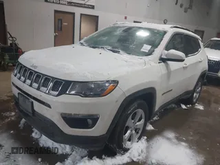 2020 Jeep Compass Latitude with VIN 3C4NJDBB3LT138454, listed as a IAAI auction lot 41614631 with 82,079 mi miles and . Bid and sale history available at DreamBid. Image 17.