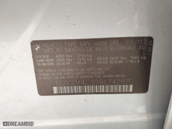 2011 BMW X5 35i with VIN 5UXZV4C52BL742911, listed as a IAAI auction lot 41845588 with 123,001 mi miles. Bid and sale history available at carsss.com. Image 9.
