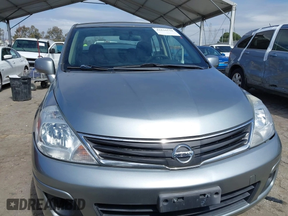 2011 Nissan Versa 1.8 S with VIN 3N1BC1AP0BL423655, listed as a IAAI auction lot 41816518 with 89,862 mi miles. Bid and sale history available at carsss.com. Image 12.