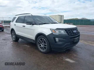 2016 Ford Explorer Sport with VIN 1FM5K8GT2GGB53815, listed as a IAAI auction lot 42172907 with 123,853 mi miles and . Bid and sale history available at carsss.com. Image 1.