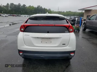 2018 Mitsubishi Eclipse Cross LE z VIN JA4AT4AA2JZ045569, wystawiony jako Copart lot #57260595 z przebiegiem 38 963 mil mil oraz Szkoda całkowita • Salvage title. Historia ofert i sprzedaży dostępna na DreamBid. Obrazek 6.