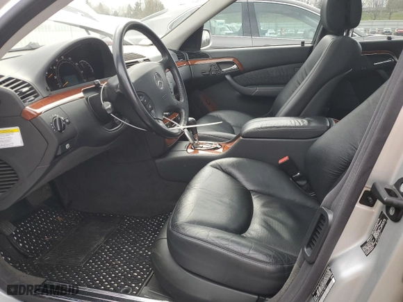 2006 Mercedes-Benz S-Class 3.7L with VIN WDBNF67J76A475815, listed as a Copart auction lot 47434105 with 132,766 mi miles and Salvage Title. Bid and sale history available at carsss.com. Image 7.