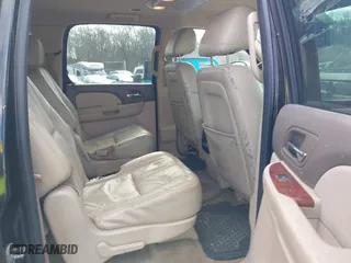 2012 Chevrolet Suburban LT with VIN 1GNSCJE02CR109193, listed as a IAAI auction lot 41541994 with 175,287 mi miles. Bid and sale history available at carsss.com. Image 8.