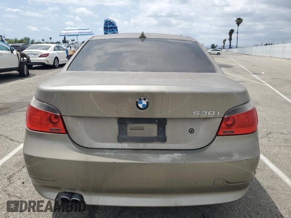 2007 BMW 5 Series 530i with VIN WBANE73537CM46172, listed as a Copart auction lot 54762505 with 111,597 mi miles and Clean title. Bid and sale history available at DreamBid. Image 6.