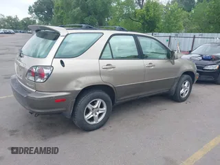 2002 Lexus RX 300 z VIN JTJHF10U920248564, wystawiony jako IAAI lot #42286016 z przebiegiem 137 595 mil mil oraz . Historia ofert i sprzedaży dostępna na DreamBid. Obrazek 4.