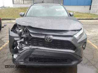 2025 Toyota RAV4 XLE Premium with VIN 2T3A1RFV8SC525056, listed as a Copart auction lot 57753695 with 1,051 mi miles and Clean title. Bid and sale history available at DreamBid. Image 5.