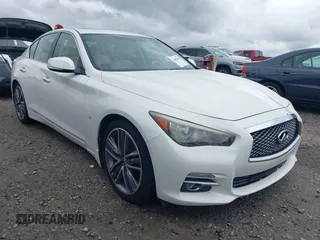 2014 Infiniti Q50 Premium with VIN JN1BV7AP3EM674807, listed as a IAAI auction lot 42003949 with 138,454 mi miles. Bid and sale history available at carsss.com. Image 1.
