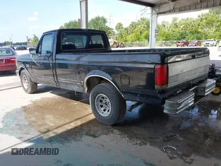 1990 Ford F-150 with VIN 1FTDF15N1LNA45594, listed as a IAAI auction lot 42786932 with 1,439 mi miles and . Bid and sale history available at DreamBid. Image 3.