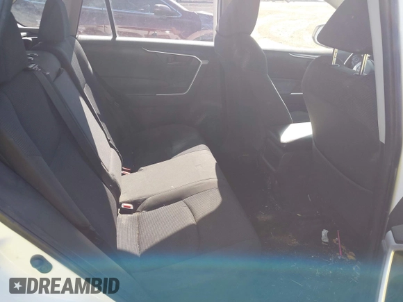 2019 Toyota RAV4 LE с VIN JTMG1RFV7KD037853, выставлен на аукционе IAAI как лот 42453802 с пробегом 124 348 миль миль и . История ставок и продаж доступна на DreamBid. Изображение 8.
